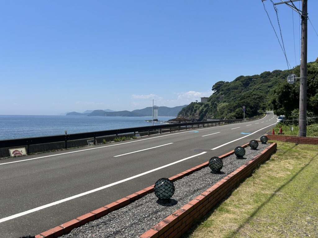 Pacific coastal road on the Hamajima cycling course