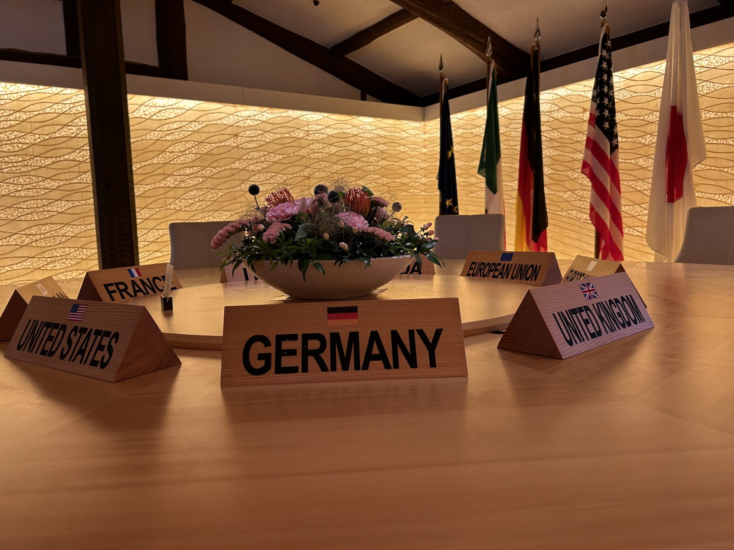 Table used for the G7 Ise-Shima Summit working lunch